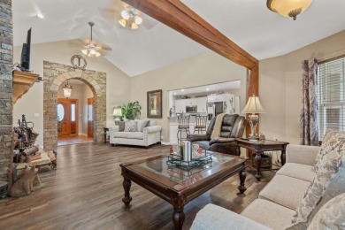 What a deal for this bundle! 4 bed, 3.5 bath, 2,911 sq ft. home on Glenwood Country Club in Arkansas - for sale on GolfHomes.com, golf home, golf lot