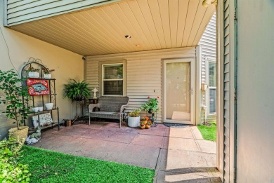 Gorgeous views of the Arkansas River bluff are right outside the on Rebsamen Park Golf Course in Arkansas - for sale on GolfHomes.com, golf home, golf lot