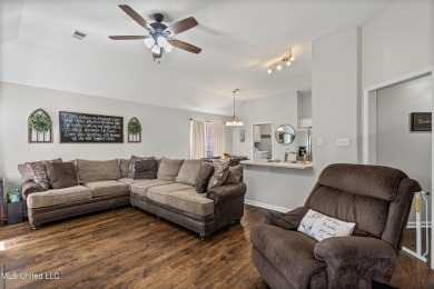 This well-maintained 1,780 square foot home is located in the on Wedgewood Golfers Club in Mississippi - for sale on GolfHomes.com, golf home, golf lot