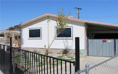 Incredible opportunity in Tri Palm Estates! This fresh 3-bedroom on The Club At Shenandoah Springs in California - for sale on GolfHomes.com, golf home, golf lot