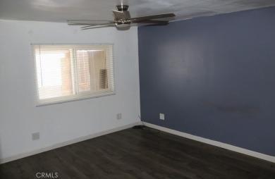 Incredible opportunity in Tri Palm Estates! This fresh 3-bedroom on The Club At Shenandoah Springs in California - for sale on GolfHomes.com, golf home, golf lot