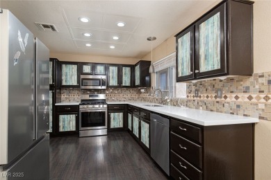 CHECKOUT THIS LARGE BACKYARD WITH ENCLOSED PATIO and WELCOMING on Highland Falls Golf Club in Nevada - for sale on GolfHomes.com, golf home, golf lot
