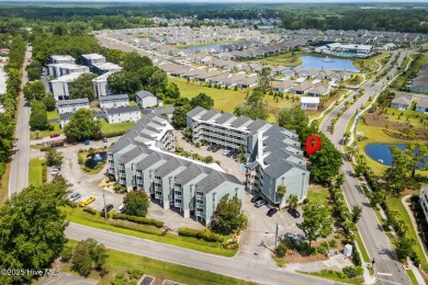 This beautifully maintained, open-concept condo is a must-see! on Possum Trot Golf Course in South Carolina - for sale on GolfHomes.com, golf home, golf lot