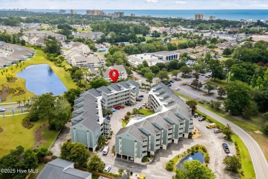 This beautifully maintained, open-concept condo is a must-see! on Possum Trot Golf Course in South Carolina - for sale on GolfHomes.com, golf home, golf lot