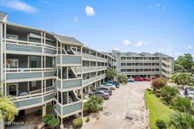 This beautifully maintained, open-concept condo is a must-see! on Possum Trot Golf Course in South Carolina - for sale on GolfHomes.com, golf home, golf lot