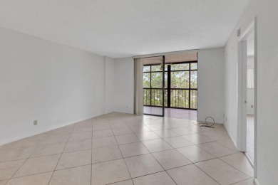 Welcome to this charming 2 bed 2 bath condo located on the top on Forest Oaks Golf Club in Florida - for sale on GolfHomes.com, golf home, golf lot