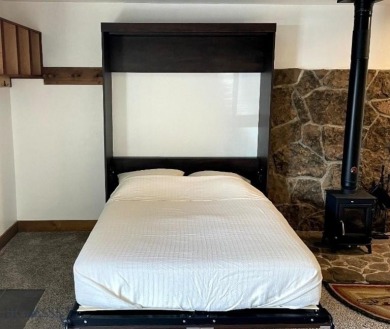 Bright, Fresh, Convenient, Affordable-- All describe this condo on Big Sky of Montana Golf Course in Montana - for sale on GolfHomes.com, golf home, golf lot