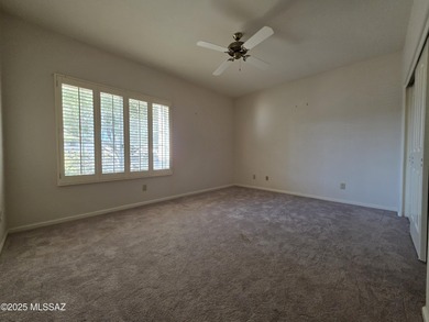 Great opportunity to own a HUD Home, save thousands! Don't miss on Saddlebrooke Golf Course in Arizona - for sale on GolfHomes.com, golf home, golf lot