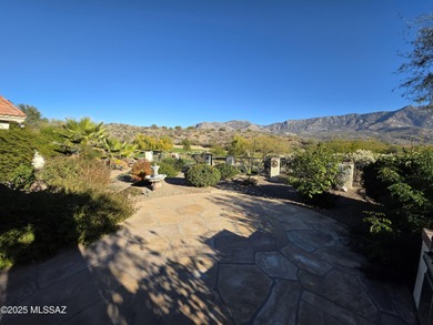 Great opportunity to own a HUD Home, save thousands! Don't miss on Saddlebrooke Golf Course in Arizona - for sale on GolfHomes.com, golf home, golf lot