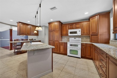 BURNT STORE ISLES! CORNER LOT! WELL-MAINTAINED 3 BEDROOM, 2 BATH on Twin Isles Country Club in Florida - for sale on GolfHomes.com, golf home, golf lot