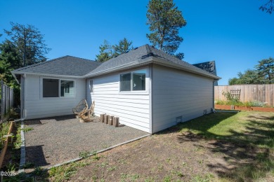 This darling single level Gleneden Beach cottage has been on Salishan Spa and Golf Resort in Oregon - for sale on GolfHomes.com, golf home, golf lot