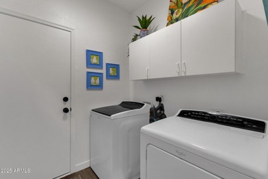 Beautiful remodeled townhome in the Active Adult community of on Oakwood Golf Club  in Arizona - for sale on GolfHomes.com, golf home, golf lot