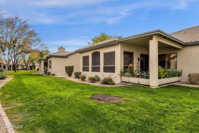 Beautiful remodeled townhome in the Active Adult community of on Oakwood Golf Club  in Arizona - for sale on GolfHomes.com, golf home, golf lot