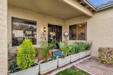 Beautiful remodeled townhome in the Active Adult community of on Oakwood Golf Club  in Arizona - for sale on GolfHomes.com, golf home, golf lot