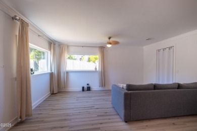 This darling single level Gleneden Beach cottage has been on Salishan Spa and Golf Resort in Oregon - for sale on GolfHomes.com, golf home, golf lot