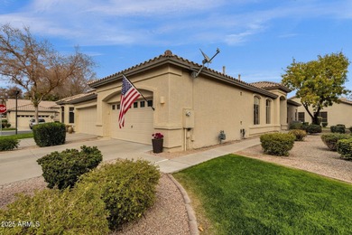 Beautiful remodeled townhome in the Active Adult community of on Oakwood Golf Club  in Arizona - for sale on GolfHomes.com, golf home, golf lot