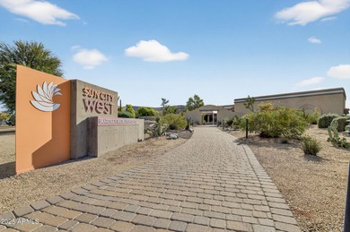 Many tasteful updates in this one! Bright, cheery kitchen in on Deer Valley Golf Course in Arizona - for sale on GolfHomes.com, golf home, golf lot