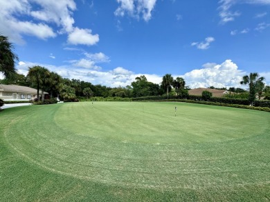 This is what you have been looking for! A beautifully and on Cedar Hammock Golf and Country Club in Florida - for sale on GolfHomes.com, golf home, golf lot