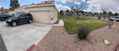 SPACIOUS TOWNHOUSE WITH 2 CAR GARAGE !  UNIQUE COMMUNITY THAT on Las Vegas National Golf Club in Nevada - for sale on GolfHomes.com, golf home, golf lot