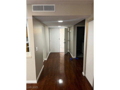 SPACIOUS TOWNHOUSE WITH 2 CAR GARAGE !  UNIQUE COMMUNITY THAT on Las Vegas National Golf Club in Nevada - for sale on GolfHomes.com, golf home, golf lot