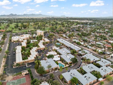 Convenient living right in the heart of Tucson! This inviting 2 on Randolph Park Golf Courses in Arizona - for sale on GolfHomes.com, golf home, golf lot