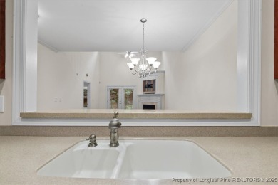 -Kings Grant gated golf community w/ pool. Beautiful immaculate on Kings Grant Golf and Country Club in North Carolina - for sale on GolfHomes.com, golf home, golf lot