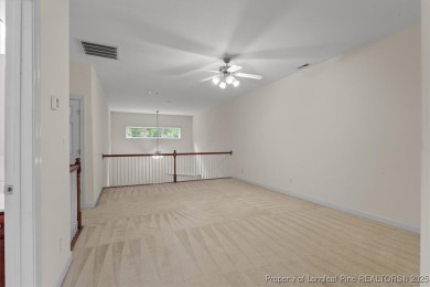 -Kings Grant gated golf community w/ pool. Beautiful immaculate on Kings Grant Golf and Country Club in North Carolina - for sale on GolfHomes.com, golf home, golf lot