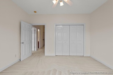 -Kings Grant gated golf community w/ pool. Beautiful immaculate on Kings Grant Golf and Country Club in North Carolina - for sale on GolfHomes.com, golf home, golf lot