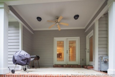 -Kings Grant gated golf community w/ pool. Beautiful immaculate on Kings Grant Golf and Country Club in North Carolina - for sale on GolfHomes.com, golf home, golf lot