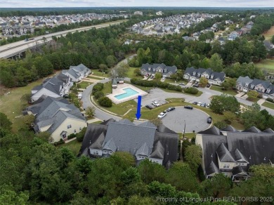 -Kings Grant gated golf community w/ pool. Beautiful immaculate on Kings Grant Golf and Country Club in North Carolina - for sale on GolfHomes.com, golf home, golf lot