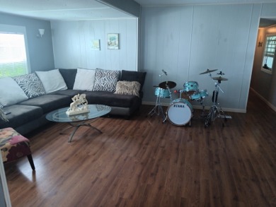 -- CHARMING 2 Bedroom / 1 Bath BEACH COTTAGE!! Located in the on Spessard Holland Golf Course in Florida - for sale on GolfHomes.com, golf home, golf lot