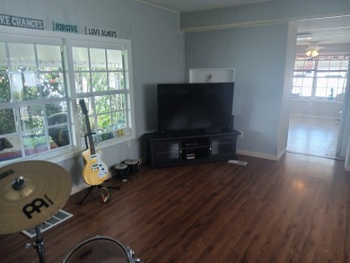 -- CHARMING 2 Bedroom / 1 Bath BEACH COTTAGE!! Located in the on Spessard Holland Golf Course in Florida - for sale on GolfHomes.com, golf home, golf lot