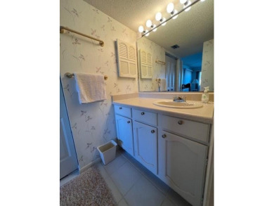 BIG PRICE REDUCTION!!!!*****DOWNSTAIRS 2 BEDROOM 2 BATH WITH on The Meadows Golf and Country Club in Florida - for sale on GolfHomes.com, golf home, golf lot