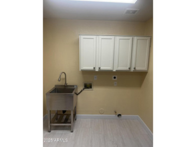 Don't miss this beautifully updated 3-bed, 2-bath Camelback on Westbrook Village / Vista Golf Course in Arizona - for sale on GolfHomes.com, golf home, golf lot