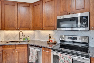 Welcome to your Florida Pool Retreat Just Minutes from Disney!
 on Mystic Dunes Resort and Golf Club in Florida - for sale on GolfHomes.com, golf home, golf lot