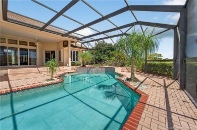 Opportunity knocks in Hobe Sound Golf Club. This single family on Hobe Sound Golf Club in Florida - for sale on GolfHomes.com, golf home, golf lot