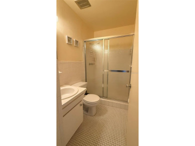 Welcome to this beautiful 2-bedroom, 2-bath END unit condo in on On Top Of The World Golf Course in Florida - for sale on GolfHomes.com, golf home, golf lot