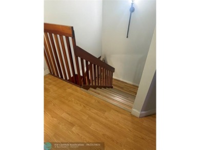 Well maintained and very spacious 3/2.5 townhome in Woodmont on  in Florida - for sale on GolfHomes.com, golf home, golf lot