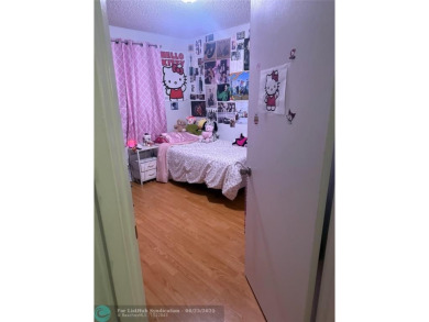 Well maintained and very spacious 3/2.5 townhome in Woodmont on  in Florida - for sale on GolfHomes.com, golf home, golf lot