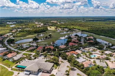 Opportunity knocks in Hobe Sound Golf Club. This single family on Hobe Sound Golf Club in Florida - for sale on GolfHomes.com, golf home, golf lot