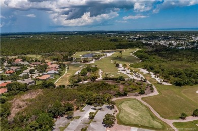 Opportunity knocks in Hobe Sound Golf Club. This single family on Hobe Sound Golf Club in Florida - for sale on GolfHomes.com, golf home, golf lot
