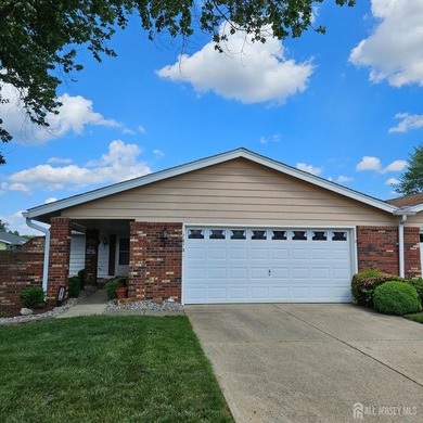 Beautifully Renovated Ranch in the Desirable Clearbrook on Clearbrook Golf Club in New Jersey - for sale on GolfHomes.com, golf home, golf lot