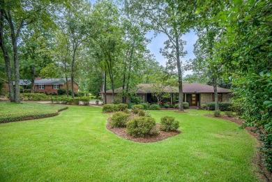 ''Stunning'', doesn't do it justice! This beautiful mid 70's on Houndslake Country Club in South Carolina - for sale on GolfHomes.com, golf home, golf lot