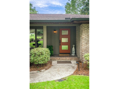 ''Stunning'', doesn't do it justice! This beautiful mid 70's on Houndslake Country Club in South Carolina - for sale on GolfHomes.com, golf home, golf lot