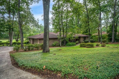 ''Stunning'', doesn't do it justice! This beautiful mid 70's on Houndslake Country Club in South Carolina - for sale on GolfHomes.com, golf home, golf lot