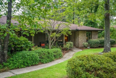 ''Stunning'', doesn't do it justice! This beautiful mid 70's on Houndslake Country Club in South Carolina - for sale on GolfHomes.com, golf home, golf lot