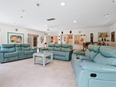 Mid-Century Gem by Ruth Richmond - 2 Bed, 2 Bath Home in on Sara Bay Country Club in Florida - for sale on GolfHomes.com, golf home, golf lot