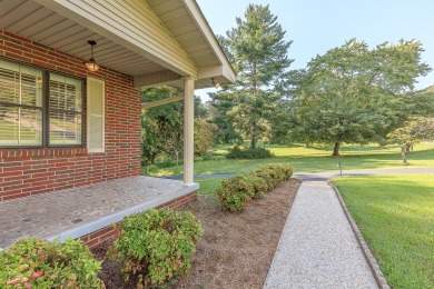 This all brick rancher with a finished basement is only minutes on Concord Golf Club in Tennessee - for sale on GolfHomes.com, golf home, golf lot