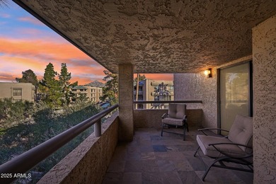 BILTMORE TERRACE PENTHOUSE a very tranquil lofty residence at on Arizona Biltmore Golf and Country Club in Arizona - for sale on GolfHomes.com, golf home, golf lot