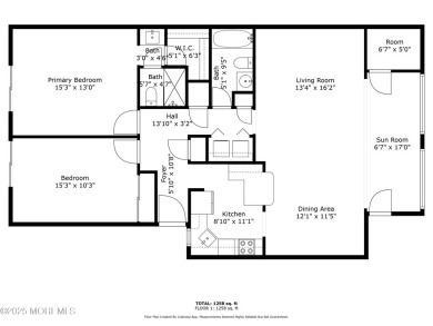 Move in ready 2 bedroom 2 bath upper level unit with views of on Shadow Lake Village in New Jersey - for sale on GolfHomes.com, golf home, golf lot